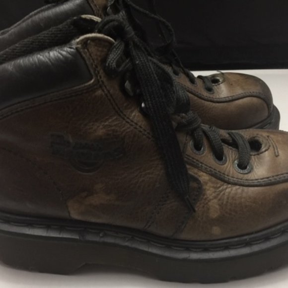 Dr. Martens Hiker Boot Women's Size 7 1/2 -8 - Picture 3 of 6